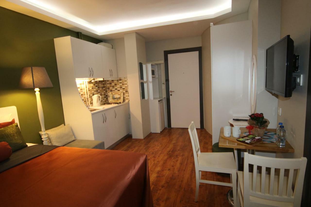 Away Hotel Istanbul Exterior photo